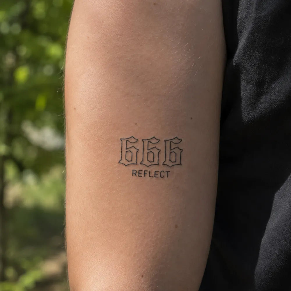 Symbol Refleksji