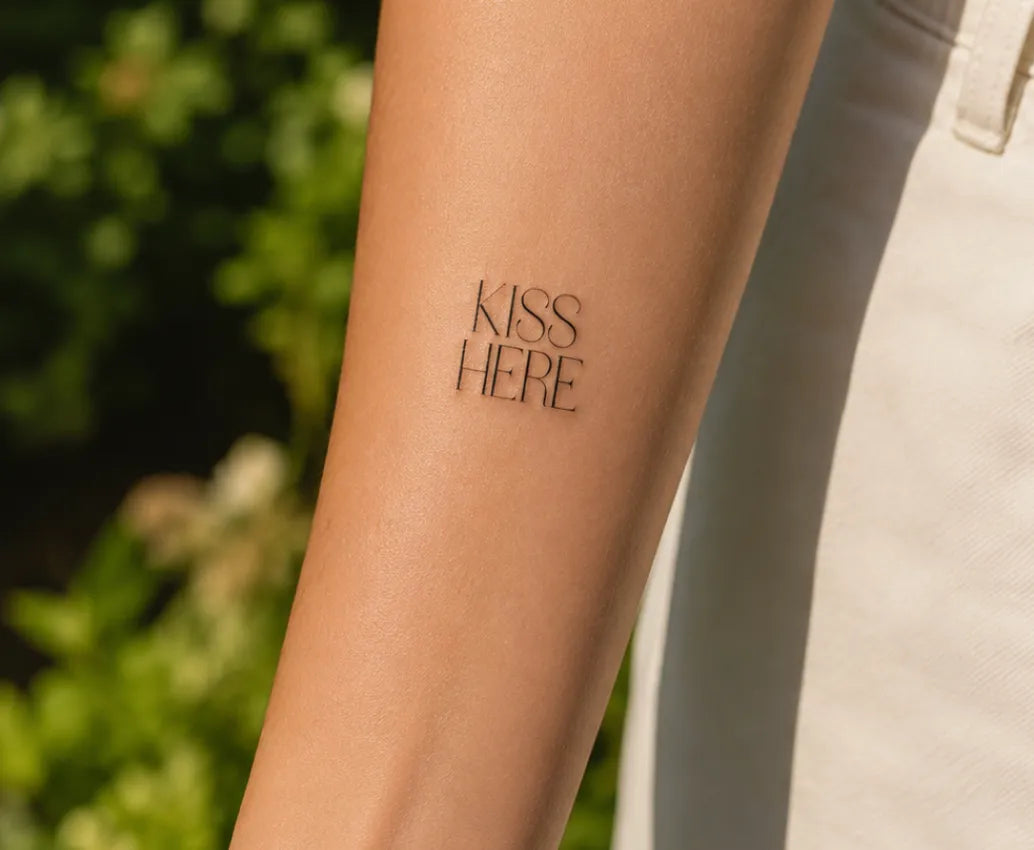 Kiss Here